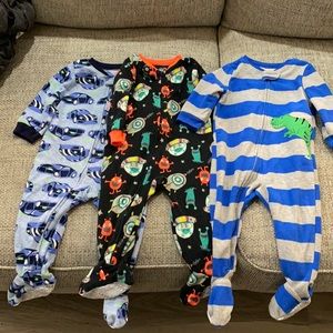Carter’s fleece pajamas 12 months